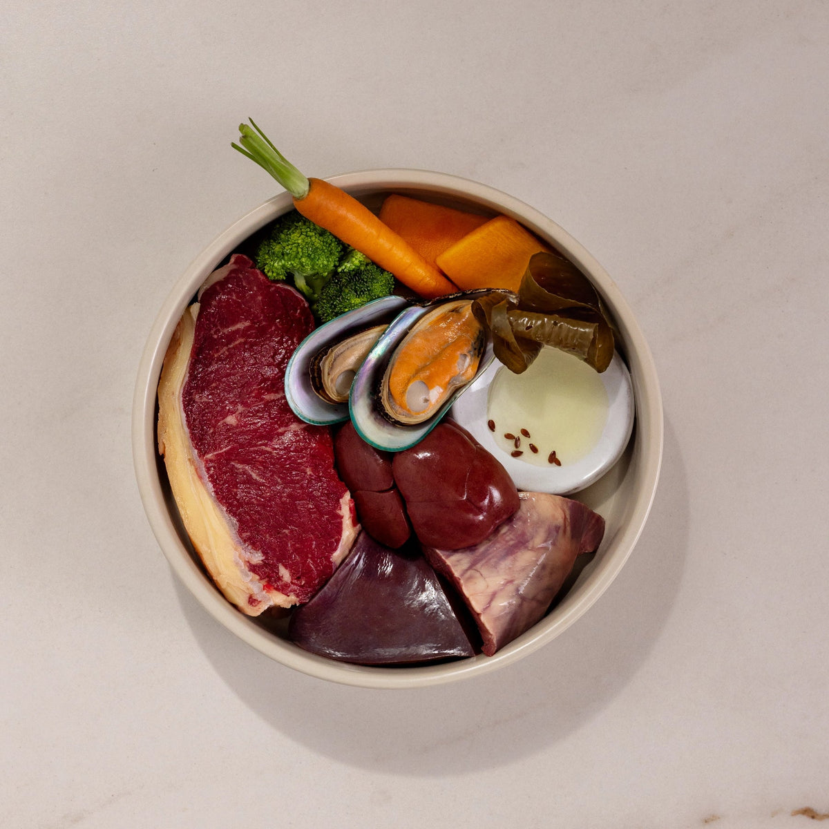 K9 Naturalフリーズドライシリーズの原材料イメージ